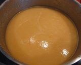 A picture of step 3 of Radish Leaf Soup.