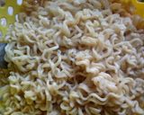 A picture of step 1 of MY HOME MADE FRIED INDOMIE recipe by Maman Mus'ab.