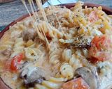 Foto langkah ke 6 dari resep Cream Soup Makaroni / Fusili Shitake Mushroom Bolognese Cheese.