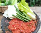 Foto langkah ke 3 dari resep Sambal Dadak Khas Sunda.