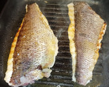 Foto del paso 4 de la receta: Pargo a la plancha con guarnición
