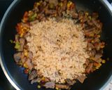 Foto del paso 4 de la receta: Arroz con vegetales salteados