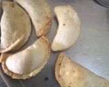 A picture of step 5 of Mawa Ghujiya.
