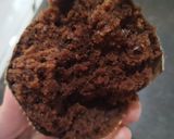 Foto langkah ke 5 dari resep Eggless Cupcake Coklat Lembut Takaran Sendok.