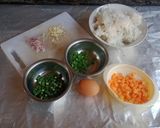 Foto langkah ke 4 dari resep Nasi Goreng Hong Kong.