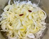 Foto del paso 2 de la receta: Mejillones en salsa de tomate picante
