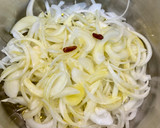 Foto del paso 2 de la receta: Mejillones en salsa de tomate picante