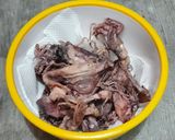 Foto langkah ke 1 dari resep Cumi asin cabe ijo.