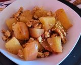 Foto del paso 4 de la receta: Compota de manzanas con azúcar avainillado, nueces y miel 🍎🍏 en microondas