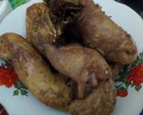 Foto langkah ke 3 dari resep Kepala Ayam Utuh Goreng Gurih dan Simpel.