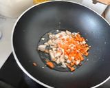 A picture of step 4 of Egg Fried Rice with Mushrooms and Carrots.