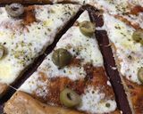 Foto del paso 5 de la receta: Pizza con harina integral de trigo con legumbres (lentejas, garbanzos, porotos y arvejas)