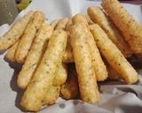 Foto langkah ke 3 dari resep Kentang keju stick.