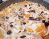 A picture of step 4 of Creamy Pumpkin Mushroom Soup.