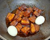 รูปขั้นตอนการทำที่ 10 ของ หมูสามชั้นตุ๋นชาลิปตัน