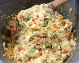 Foto del paso 6 de la receta: 🥟🧀🥕🧅🫑 Empanadas de vegetales y queso - Zapallito, cebolla, morrón y zanahoria - #Sintacc 🫑🧅🥕🧀🥟