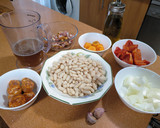 Foto del paso 1 de la receta: Alubias con panceta y chorizo en MC Plus