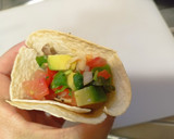 Foto del paso 6 de la receta: Conitos de pollo y guacamole