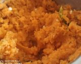 A picture of step 1 of Fried Carrot paste.