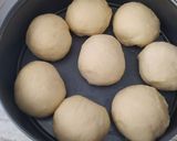 A picture of step 8 of Zimbabwean Buns.