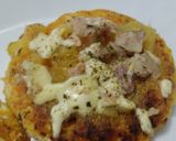 Foto del paso 6 de la receta: Pizzas hawaianas con base de coliflor, zanahoria y papa🍍🧀🍕🥔🥙🥕🧀