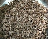 Hình bước làm 1 của món Bánh bao nhân mặn làm 2 cách bằng bột pha sẵn và bột mì đa đụng