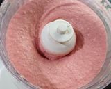 Foto del paso 4 de la receta: Crema helada de banana con frutillas 🍓