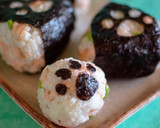 Foto del paso 3 de la receta: Onigiris de salmón y edamame 🍙🐟