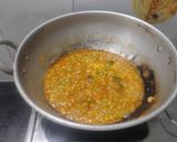 A picture of step 3 of Green Peas Sundal.