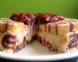 Foto del paso 10 de la receta: Torta con salsa de frutillas al Oporto