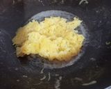 A picture of step 3 of Apple coconut burfi.