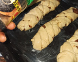 A picture of step 6 of Beef bread.