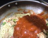A picture of step 4 of Pasta chicken chowmin.