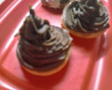 Foto del paso 3 de la receta: Conitos rellenos con dulce de leche y chocolate