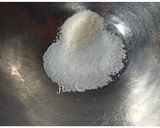 A picture of step 2 of Jau Gok Peanut Puff Dumpling.