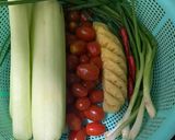 Hình bước làm 1 của món Bún cá hồi