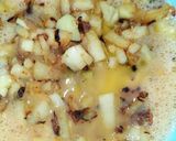 A picture of step 3 of Spanish Omelette.