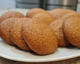 Foto del paso 6 de la receta: Galletas de miel, nocilla blanca y canela