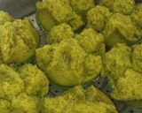 Foto langkah ke 5 dari resep Bolu kukus mekar pandan suji.