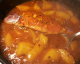 Foto del paso 15 de la receta: Salmonete con patatas, en salsa thai y azafrán