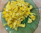 Foto langkah ke 2 dari resep Penne Egg Bolognese Pasta.