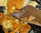 Foto del paso 2 de la receta: Arroz frito exprés
