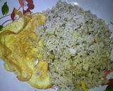 Foto langkah ke 5 dari resep Nasi goreng kampung.
