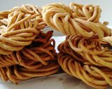 A picture of step 5 of Ratlami sev.