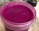 A picture of step 3 of Dragon fruit milkshake.