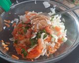Foto del paso 3 de la receta: Ensalada americana con salmón ahumado y ricotta