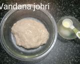 A picture of step 2 of Egg Lachha Paratha.