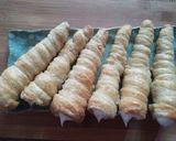 A picture of step 1 of Cream rolls.