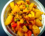 आलू कॉर्न, मटर की सूखी सब्जी (Aloo corn, matar ki sookhi sabzi recipe in hindi) रेसिपी चरण 8 फोटो