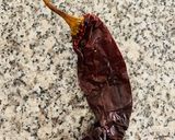 Hình bước làm 1 của món Cơm xào cà chua đùi gà nướng